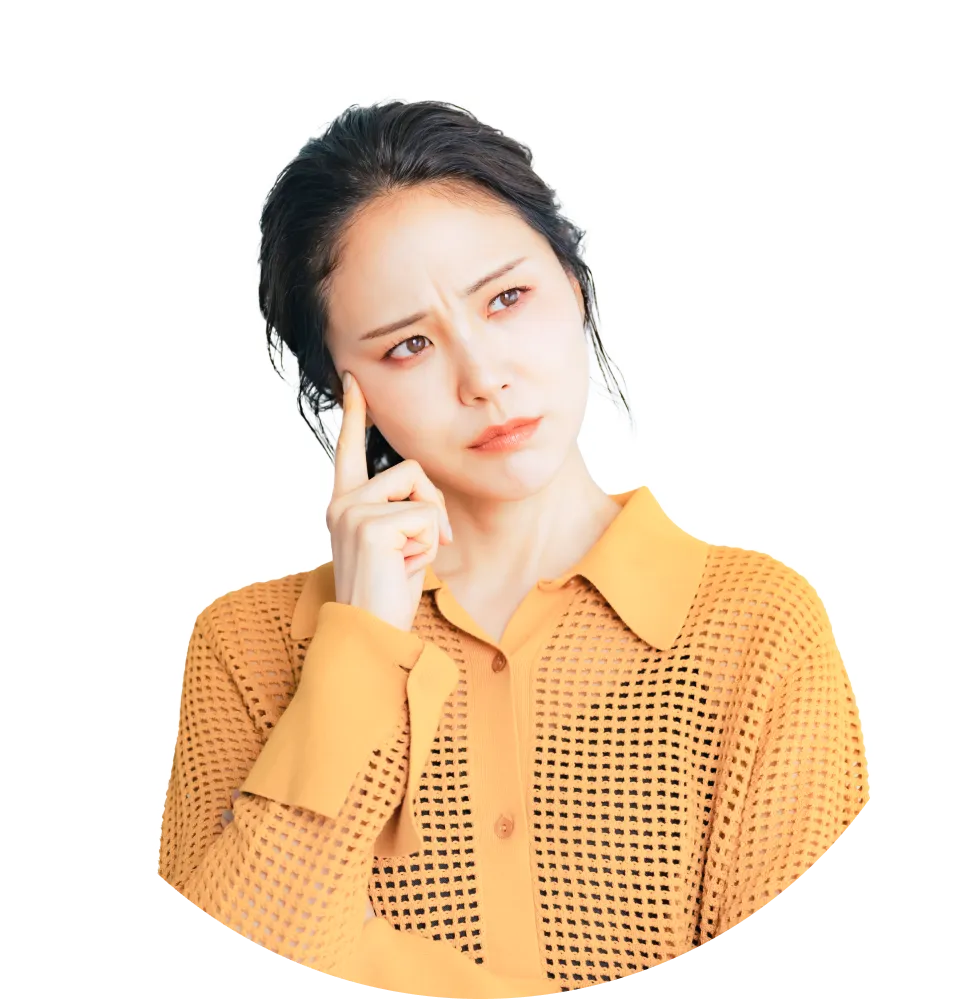 悩んでいる女性